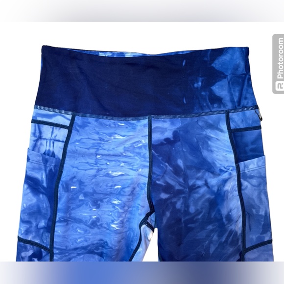 ZYIA Navy Hendrix Pocket Light n Tight Hi-Rise Capri 20” (6-8) NWT 1880 - Picture 7 of 13